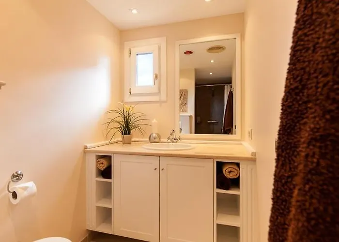 Luxuswohnung Sylt Mit Pool, Kamin, Wlan, Whirlwanne Un Klimaanlage *