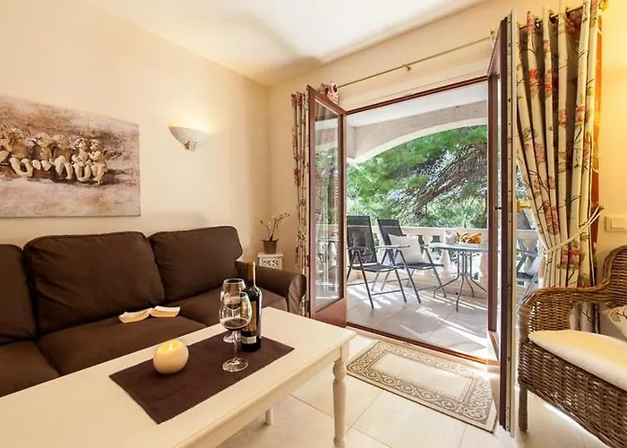 Luxuswohnung Sylt Mit Pool, Kamin, Wlan, Whirlwanne Un Klimaanlage